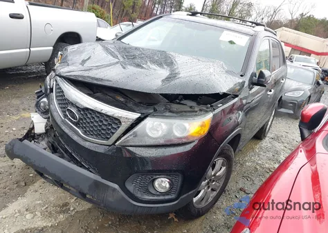2013 Kia Sorento Lx из США, поврежденный, VIN 5XYKT3A69DG354992